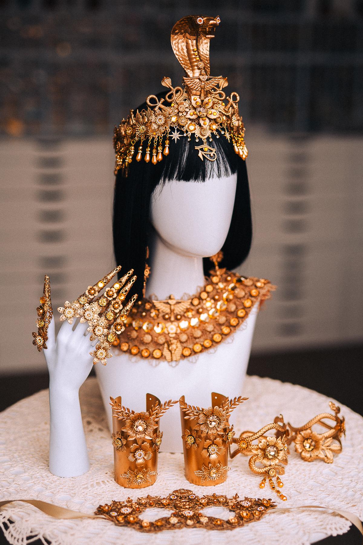 Cleopatra Earrings, Gold Egyptian Statement Earrings, Pharaoh Jewelry, Egyptian Queen Costume Accessories, Gold Goddess Earrings