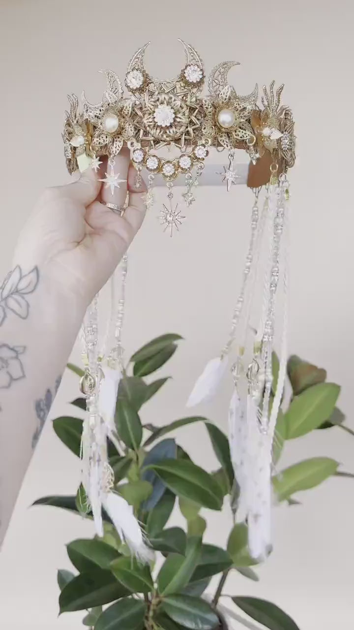 Celestial Goddess Crown, Boho Wedding Tiara, Gold Filigree Headpiece, Moon Sun Halo, Ethereal Festival Crown, Mystic Queen, Ritual Tiara