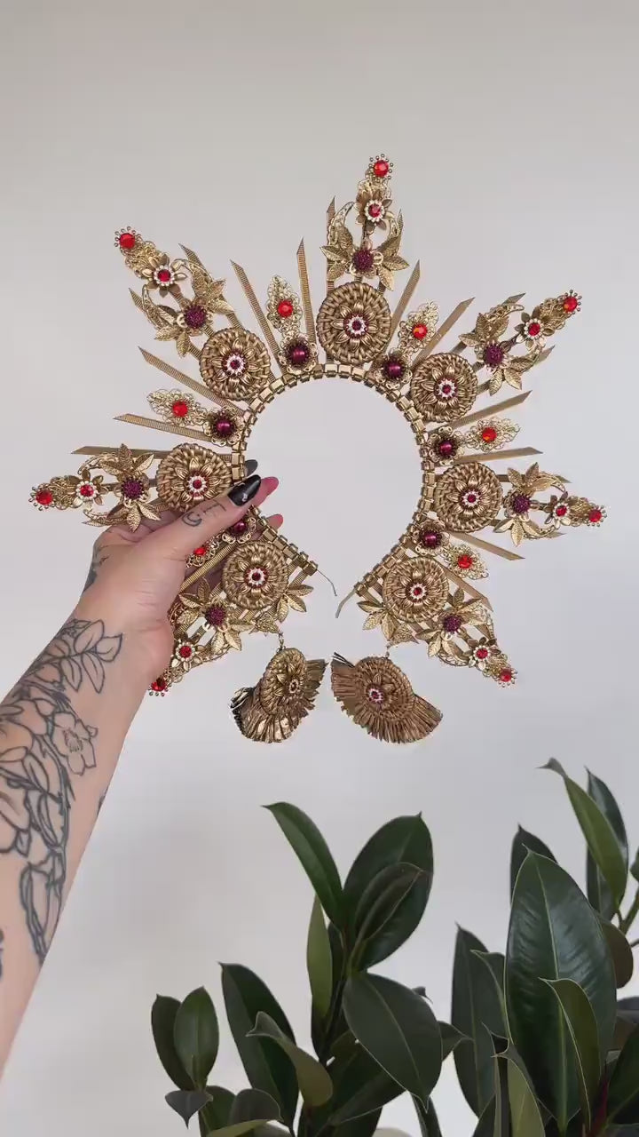 Golden Boho Halo Crown, Sun Goddess Headpiece, Festival Crown, Statement Bridal Tiara, Sunburst Headdress, Gold Halo, Bohemian Wedding