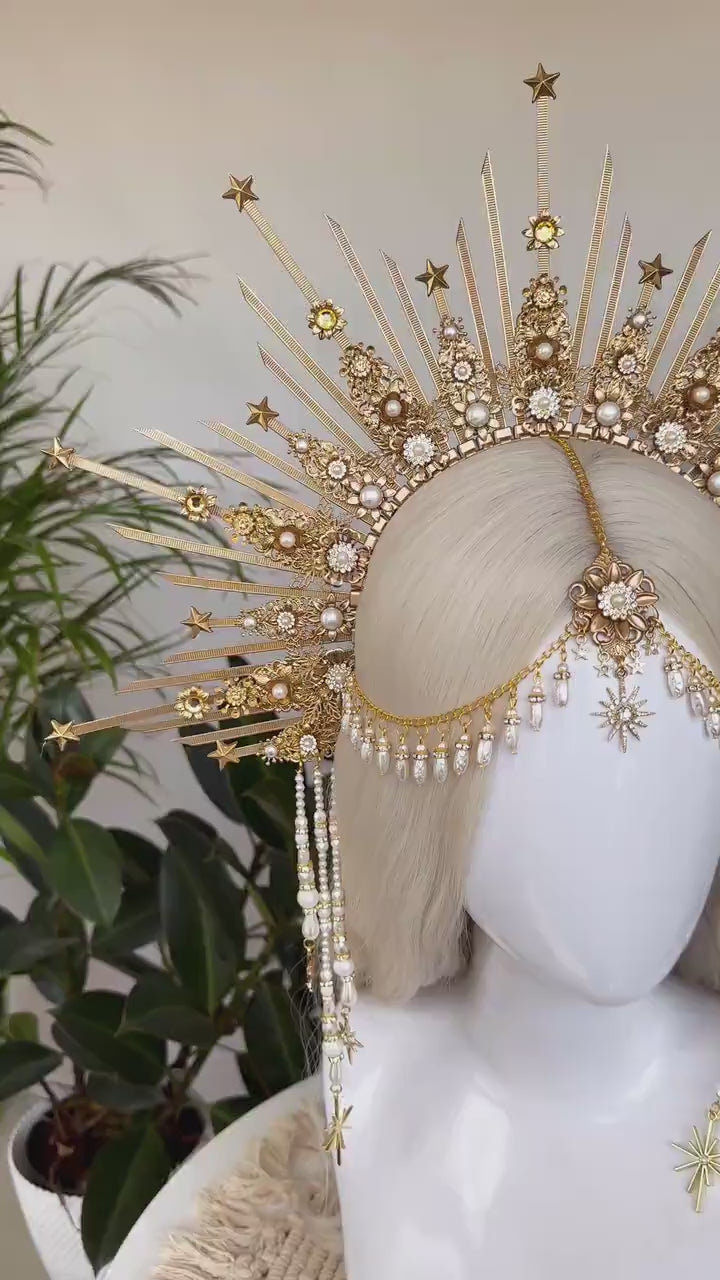 Celestial Halo Crown, Star and Pearl Bridal Tiara, Golden Festival Headpiece, Sun and Moon Crown, Goddess Crown for Weddings and Ceremonies