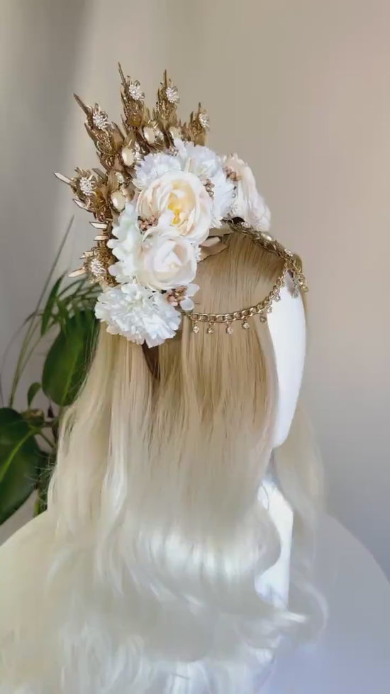 Flower Halo Crown, Halo Headpiece, Halo Crown, Halo Headlights, Flower Crown, Celestial, Headpiece, Pregnancy Photo, Goddess, Wedding, Boho