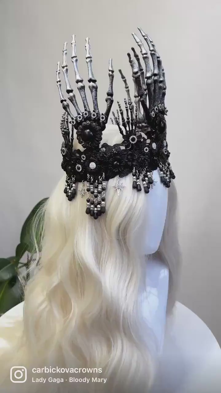 Skeleton Hands Crown, Gothic Black Headdress, Halloween Costume, Spooky Headpiece, Skull Tiara, Witch Crown, Dark Queen Look
