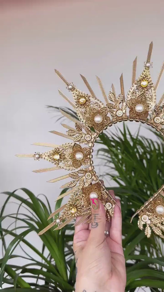 Goddess Wedding Crown, Celestial Bridal Tiara, Golden Festival Headpiece, Boho Goddess Crown, Sunburst Crown for Maternity Photoshoot