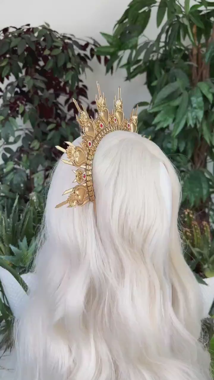 Sacred heart halo crown, Gold halo crown, Divine crown, Goddess crown, Gold crown with hearts, Queen of hearts, Halloween costume, Cosplay