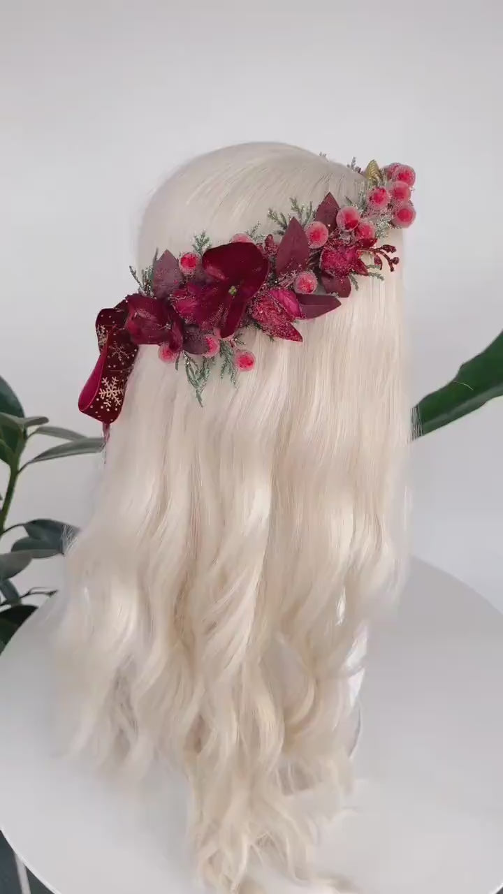 Red Berry Christmas Headband Winter Floral Crown Festive Holiday Hairpiece Elegant Accessories Gold Christmas Tiara