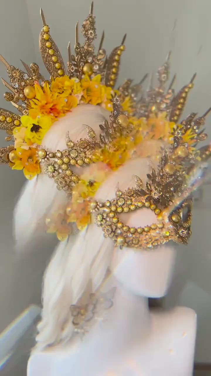 Load and play video in Gallery viewer, Sun Goddess Halo Crown Gold Floral Sunburst Festival Headpiece

