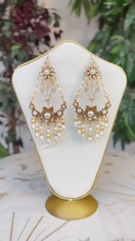 Romantic Flower earrings Gold earrings Celestial Earrings Floral earrings Wedding accessories Festival fashion Bridal earrings