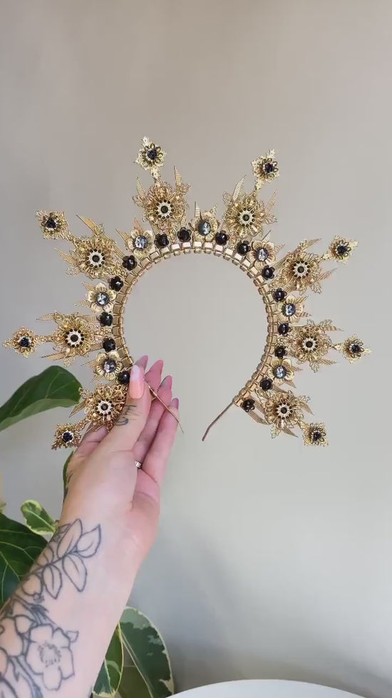 Gold halo crown with black stones, Halo headpiece, Festival crown, Festival headpiece, Wedding crown, Halo crown, Halloween costume, Fairy