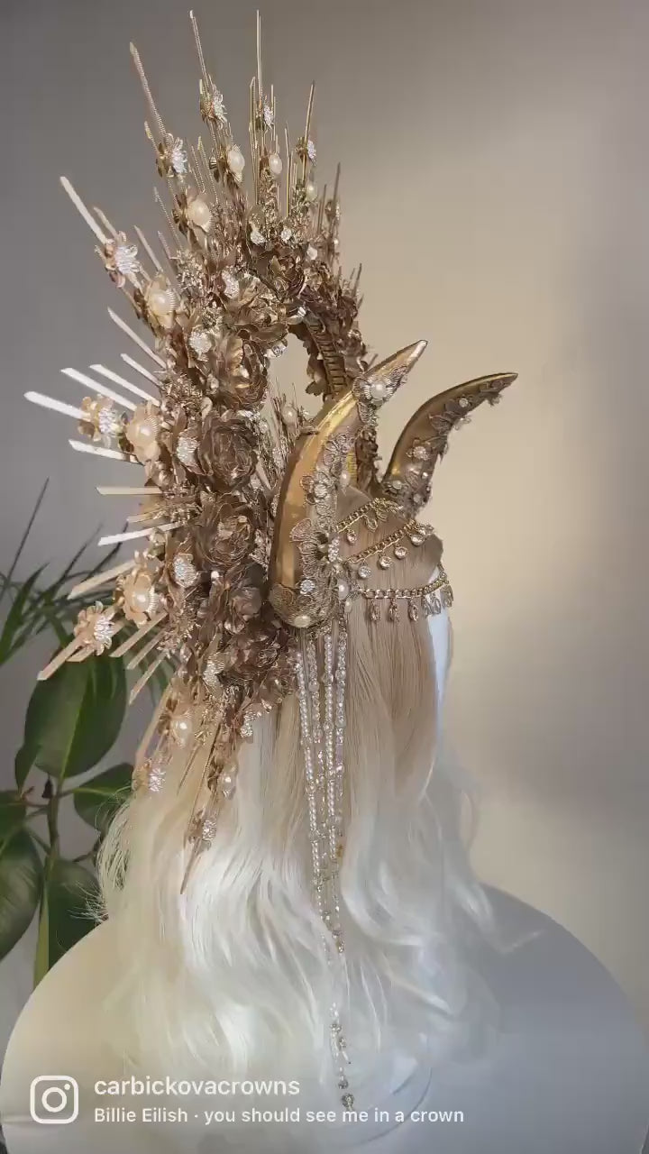 Taurus Halo Crown, Majestic Horn Headdress, Zodiac Goddess Headpiece, Celestial Festival Crown, Pearl Gold Statement Costume Accessory