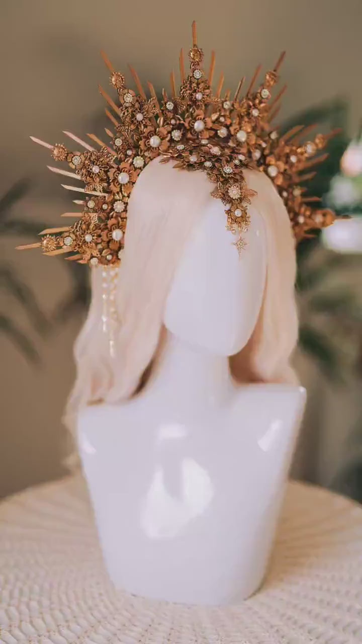 Golden Goddess Halo Crown Bridal Photoshoot Maternity Headpiece Celestial Wedding Crown Fantasy Portrait Accessory
