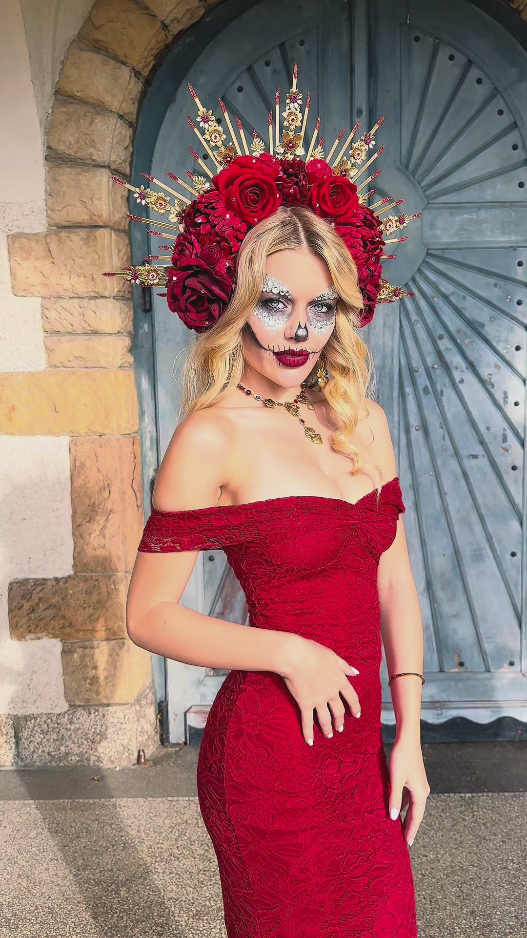 La Catrina Red Rose Crown, Día de los Muertos Headpiece, Antique Gold Floral Crown, Sacred Heart Catrina Headdress