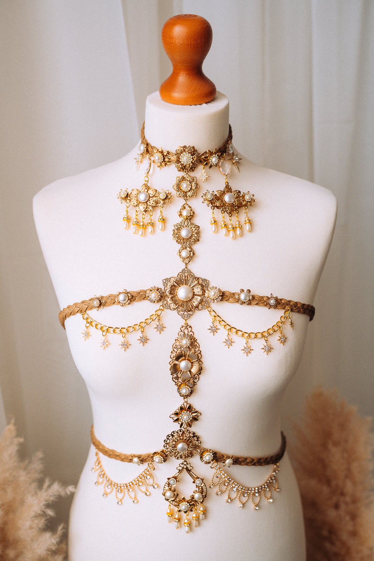 Load image into Gallery viewer, Gold Boho Harness Festival
