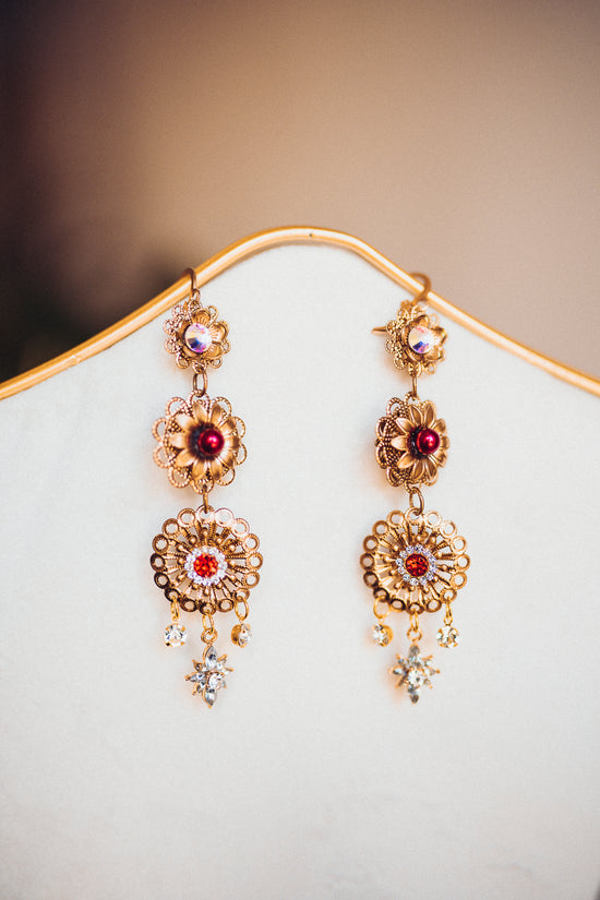 Load image into Gallery viewer, Celestial Earrings Red Rose
