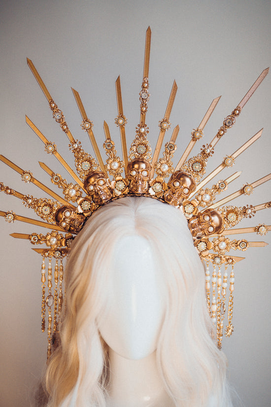 Load image into Gallery viewer, Gold Sugar Skull Crown
