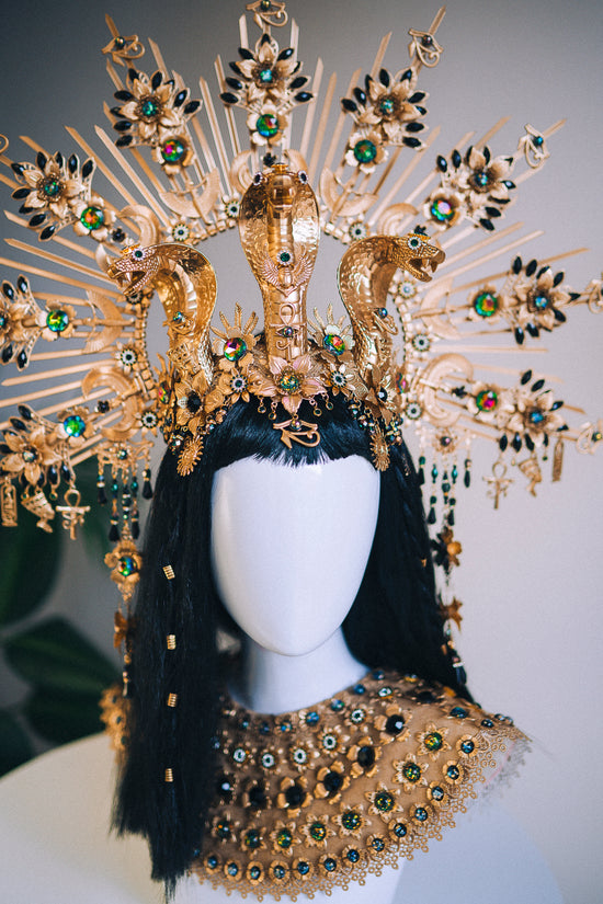 Load image into Gallery viewer, Cleopatra Crown Halloween Costume
