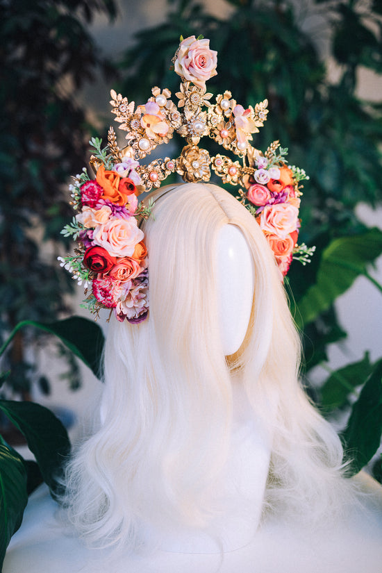 Load image into Gallery viewer, Flower Halo Crown Celestial Jewellery Photo Props Headpiece
