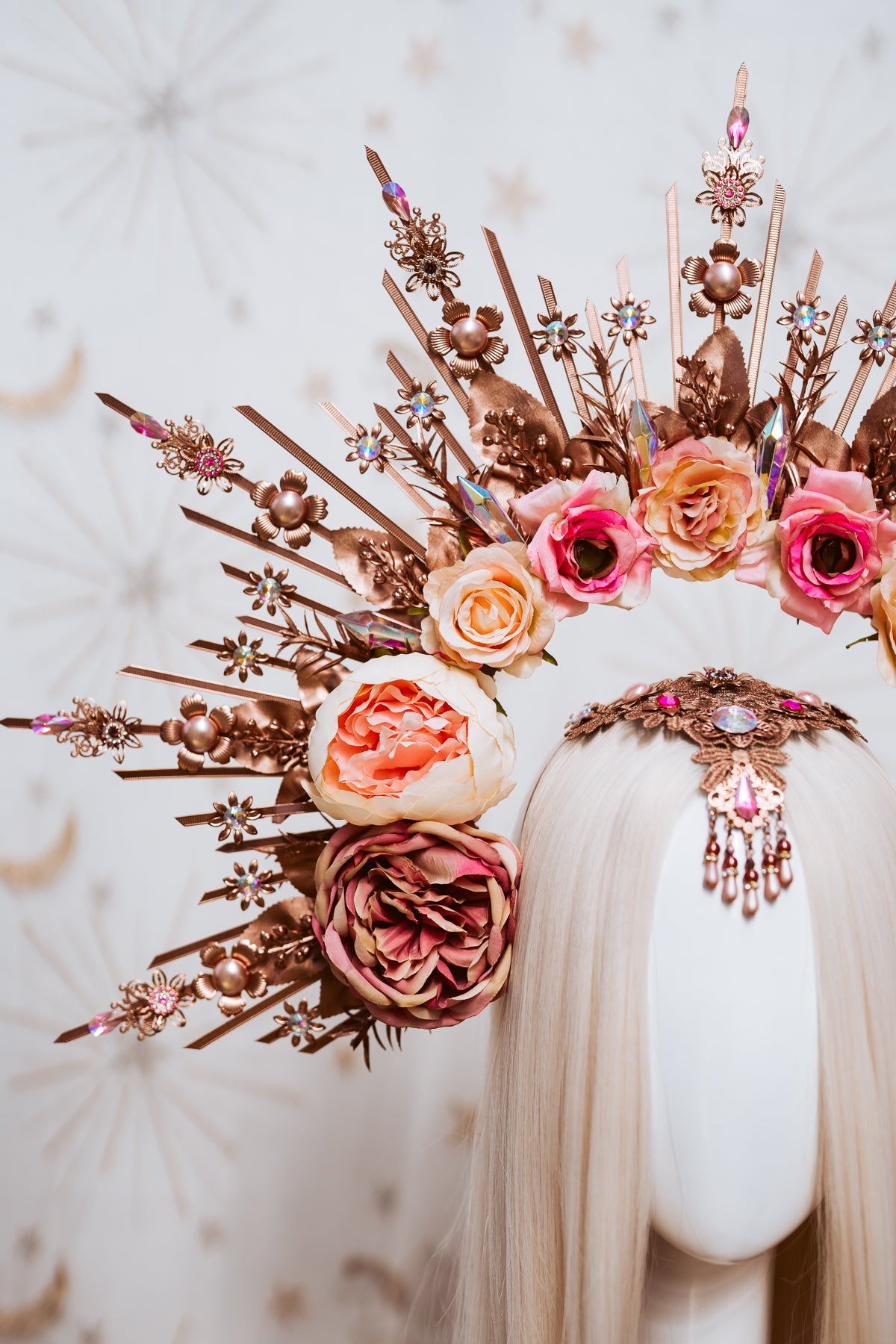 Load image into Gallery viewer, Roses Halo Crown

