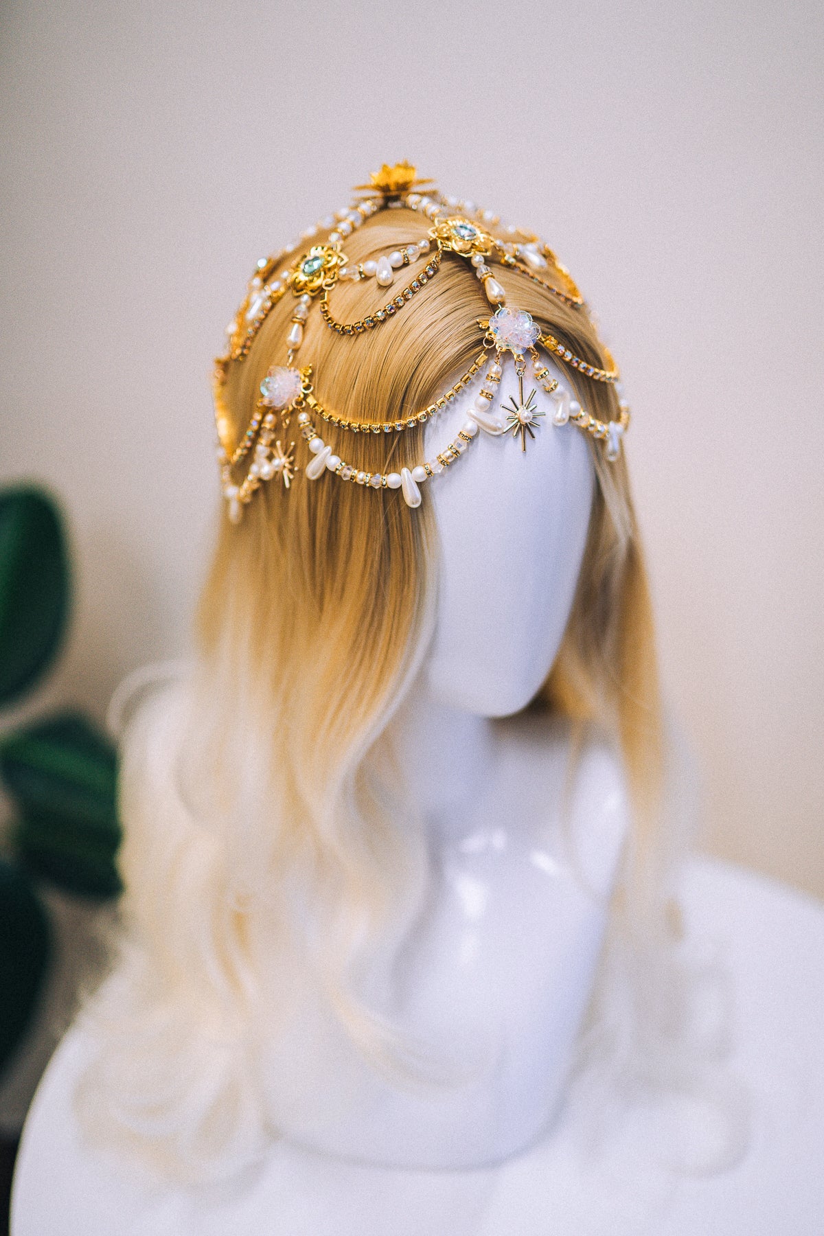 Load image into Gallery viewer, Big Gatsby Headpiece Chain Headband
