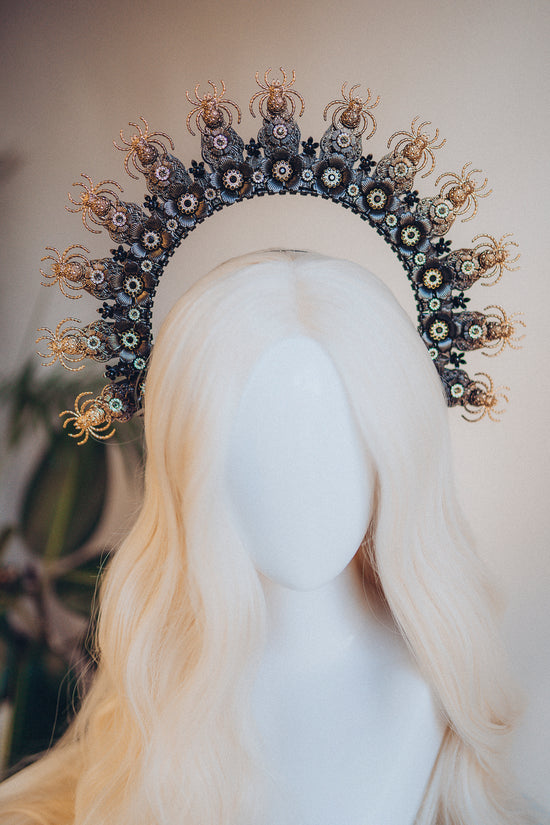 Load image into Gallery viewer, Spider Crown Halloween Headpiece
