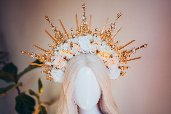 Load image into Gallery viewer, Flower Halo Crown White
