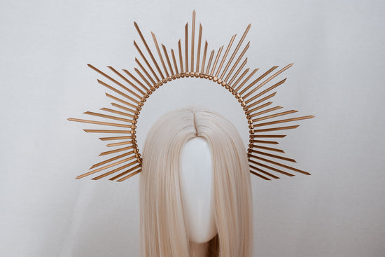 Load image into Gallery viewer, Gold Halo Headpiece
