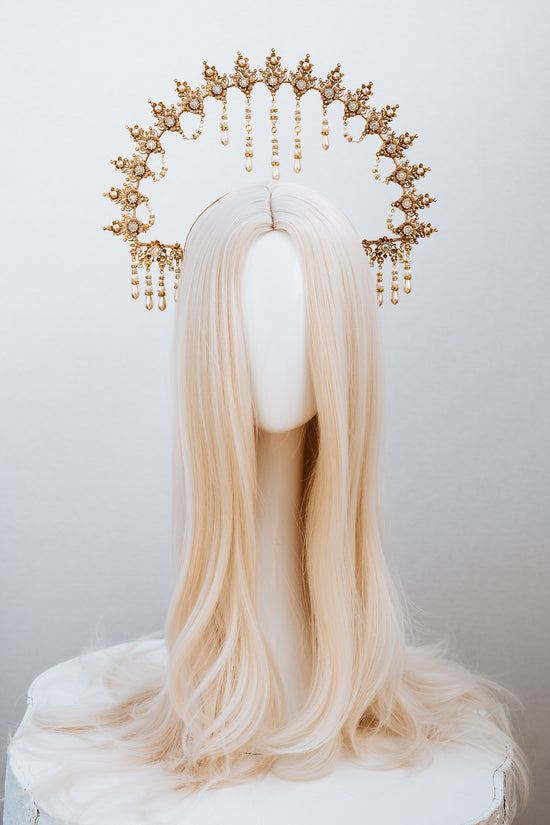 Gold Halo Crown Pearls