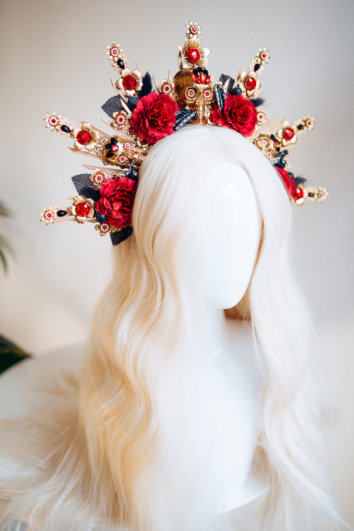 Load image into Gallery viewer, Hallowen Sugar Skull Crown Red
