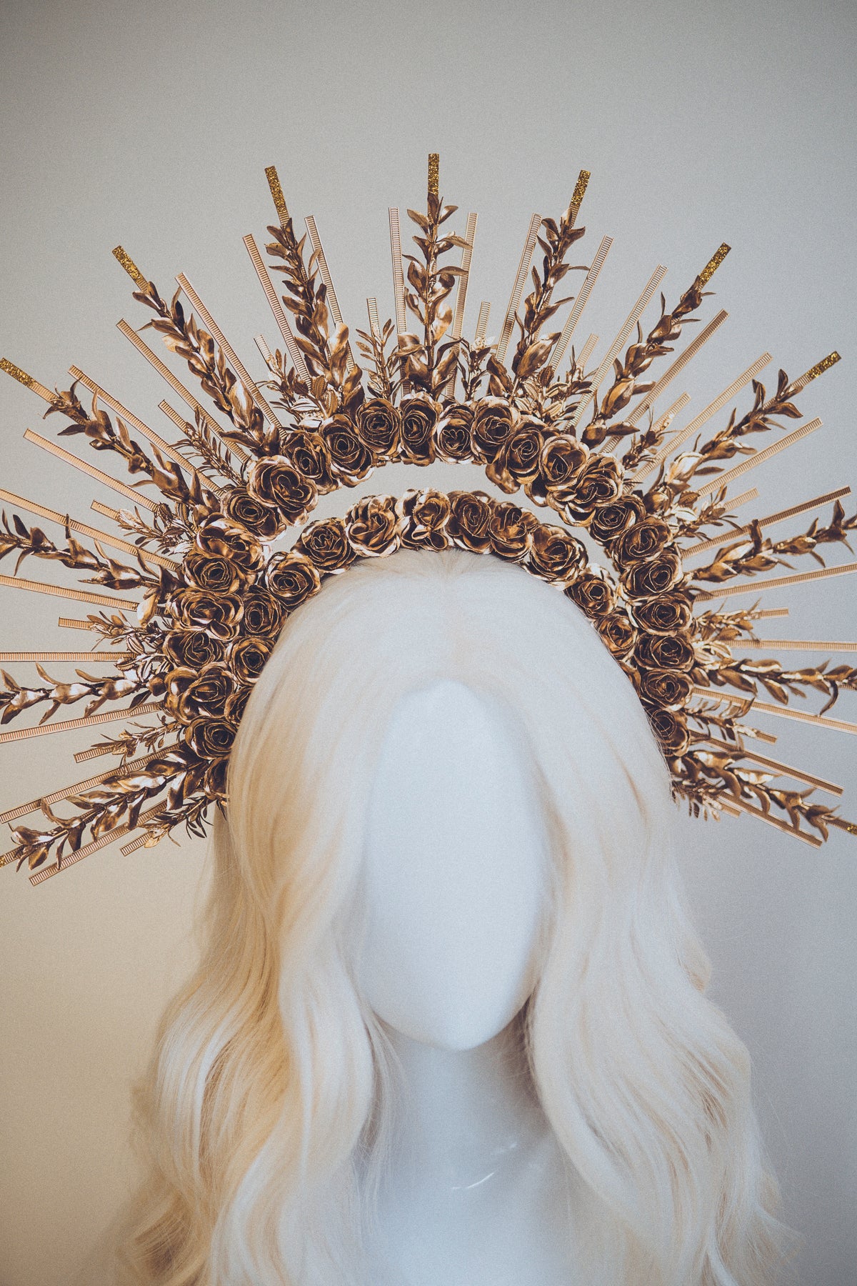 Load image into Gallery viewer, Gold Halo Flower Crown
