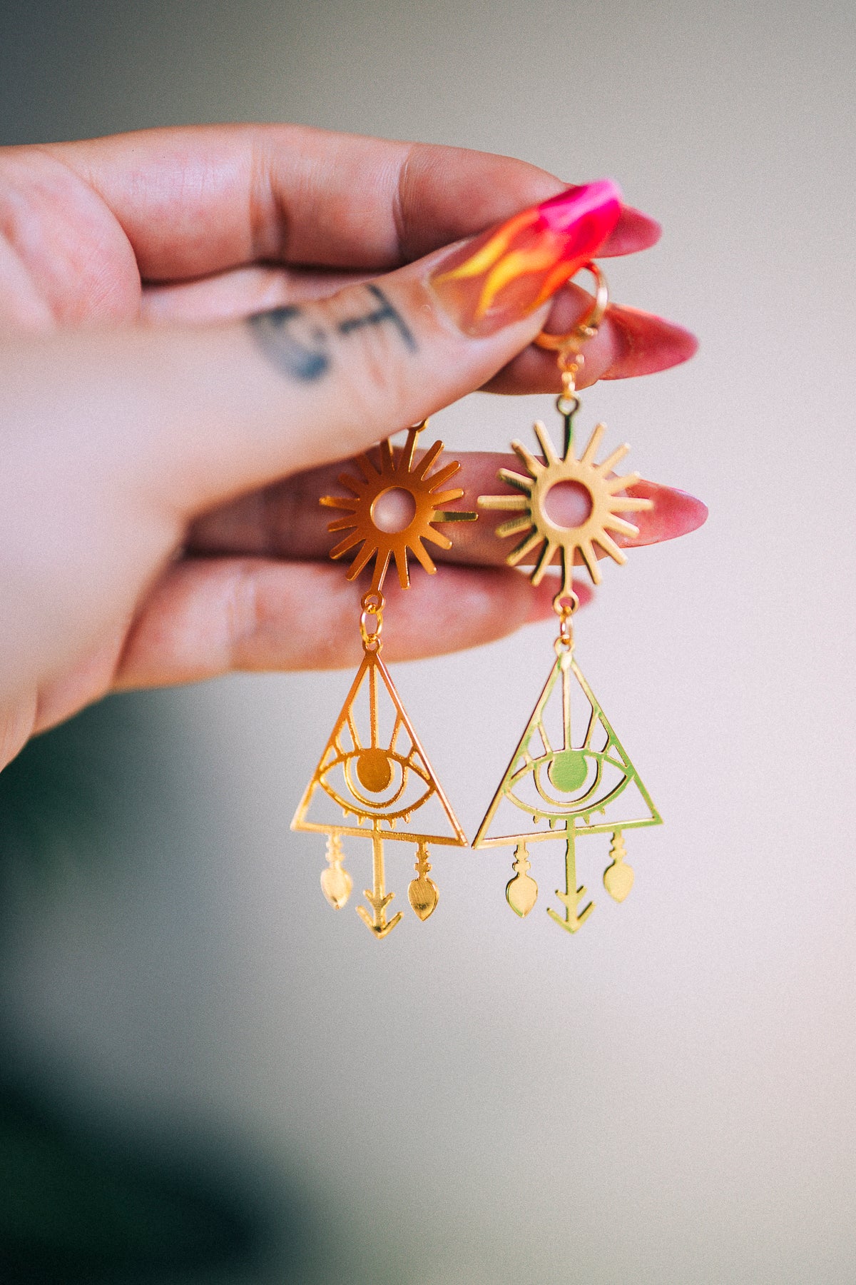 Load image into Gallery viewer, Celestial Earrings Festival
