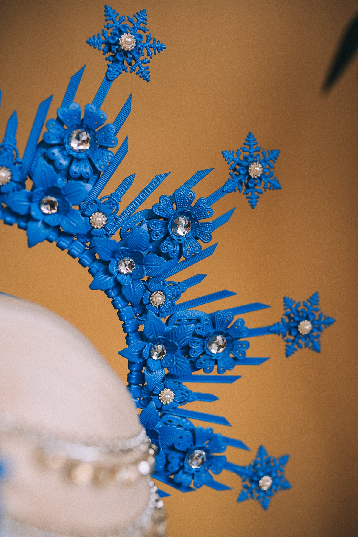 Load image into Gallery viewer, UV Active Blue Snowflake Halo Crown Winter Tiara
