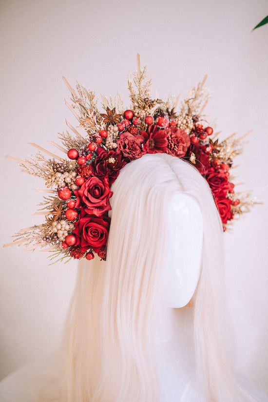 Load image into Gallery viewer, Gold Halo Winter Flower Crown
