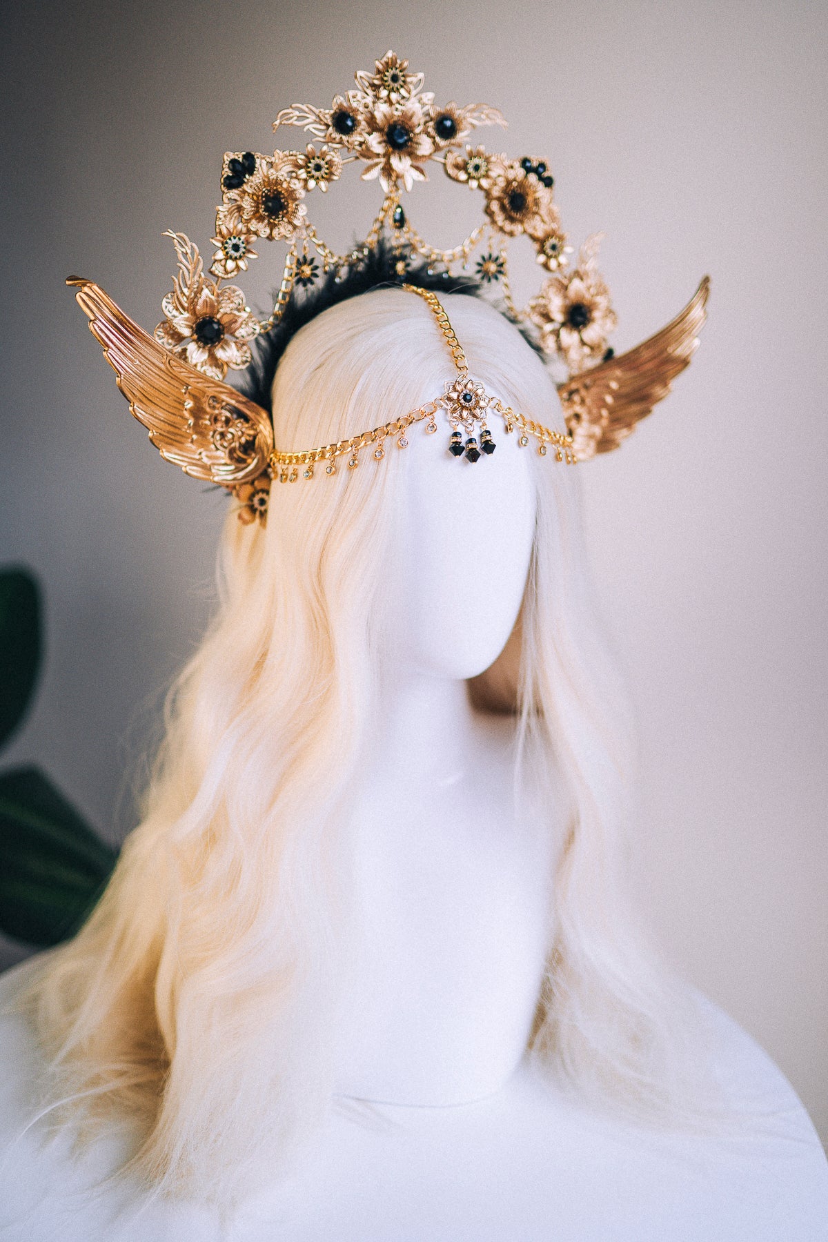 Load image into Gallery viewer, Angel Crown Gold Black Headpiece
