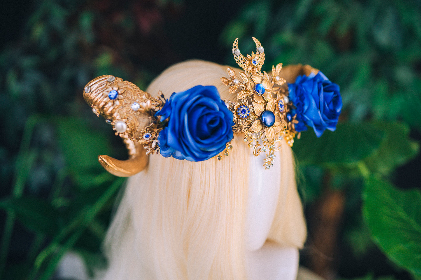 Load image into Gallery viewer, Blue Zodiac Sign Aries Flower Crown
