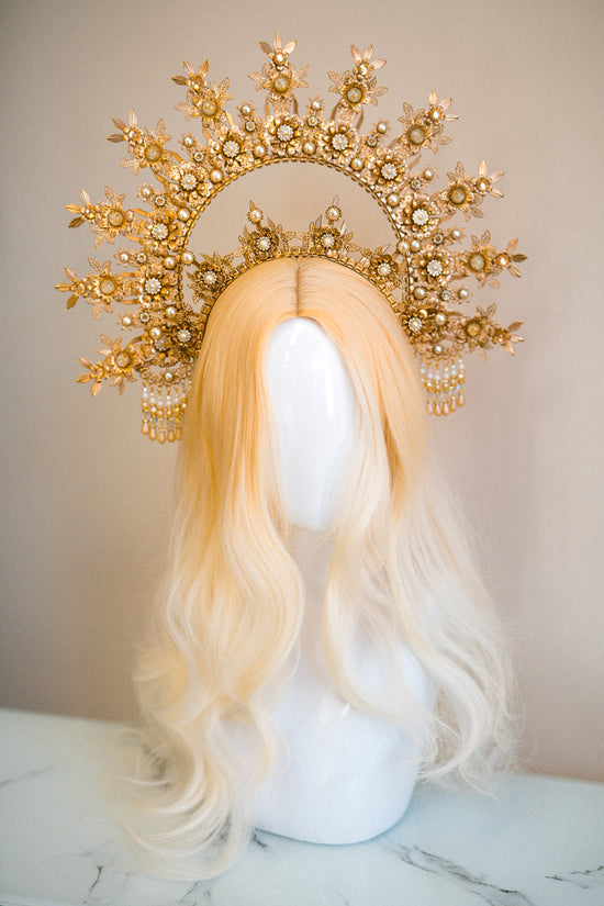 Load image into Gallery viewer, Queen Gold Halo Crown
