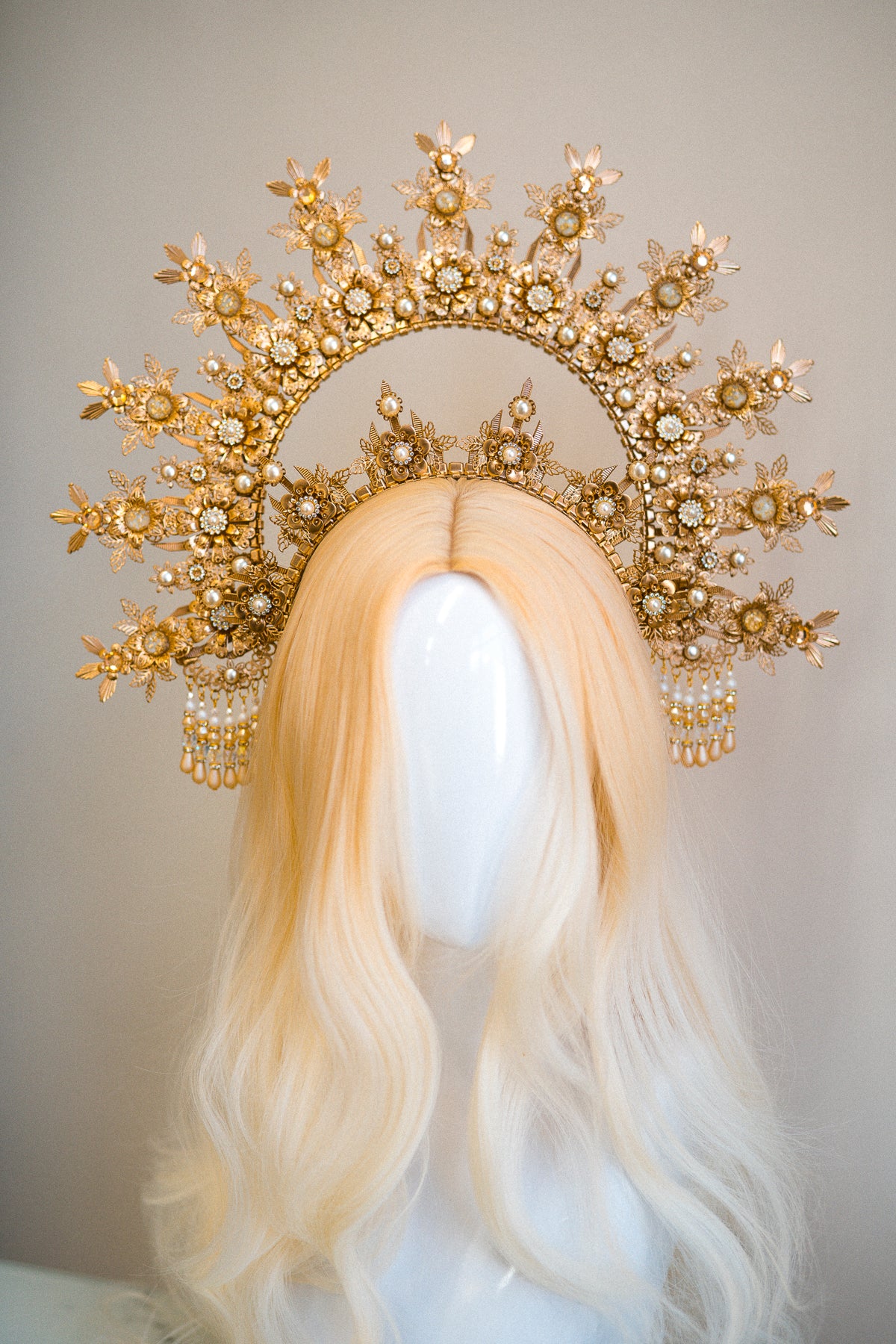 Queen Gold Halo Crown