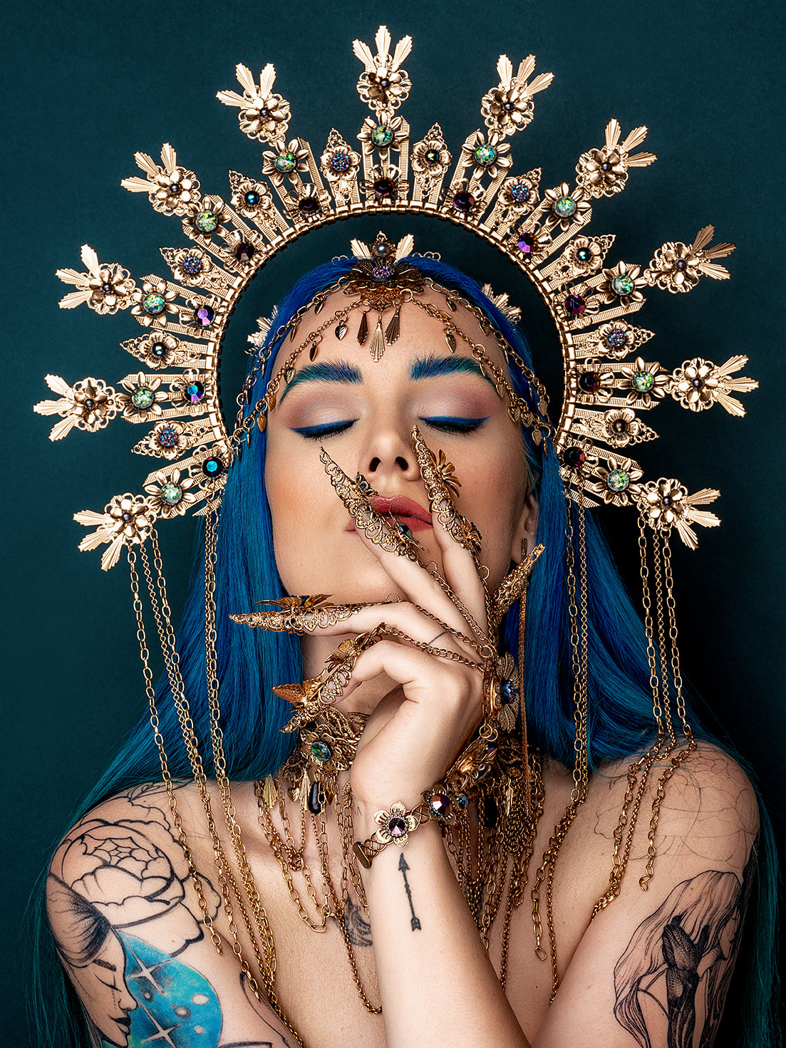 Load image into Gallery viewer, Gold Flower Halo Crown
