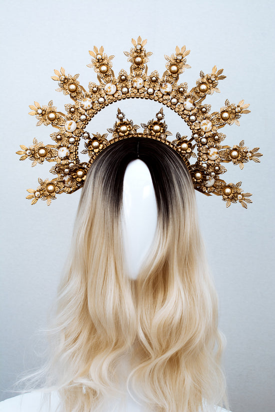 Load image into Gallery viewer, Gold Halo Crown
