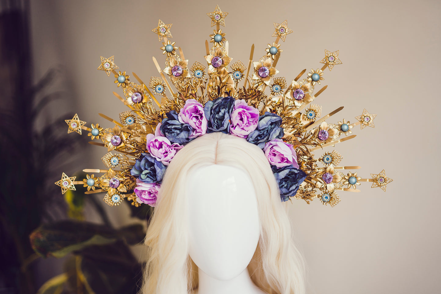 Load image into Gallery viewer, Flower Halo Sun Jewellery Celestial Headpiece
