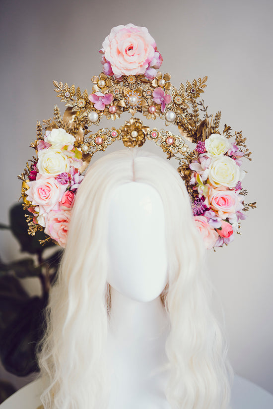 Load image into Gallery viewer, Flower Halo Crown Celestial Jewellery Photo Props Headpiece
