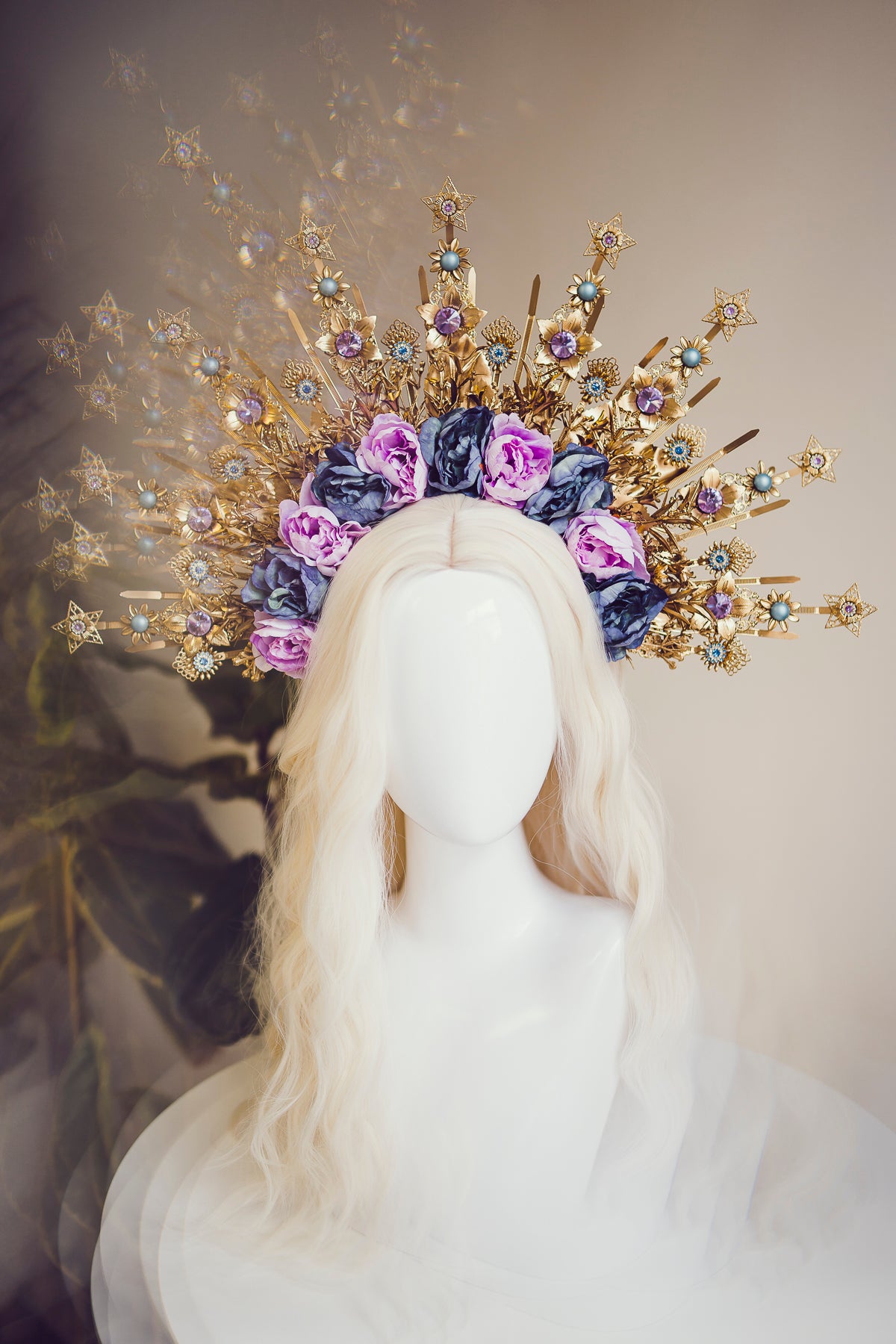 Load image into Gallery viewer, Flower Halo Sun Jewellery Celestial Headpiece
